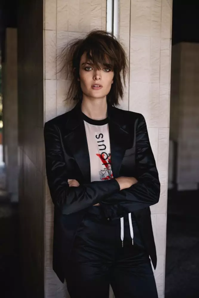 Sam Rollinson pukeutuu syksyn tyyliin Jelena Yemchukille T Magazine Chinassa