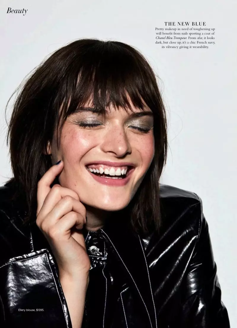 Sam Rollinson Models Chanel Makeup leitar að Harper's Bazaar Australia