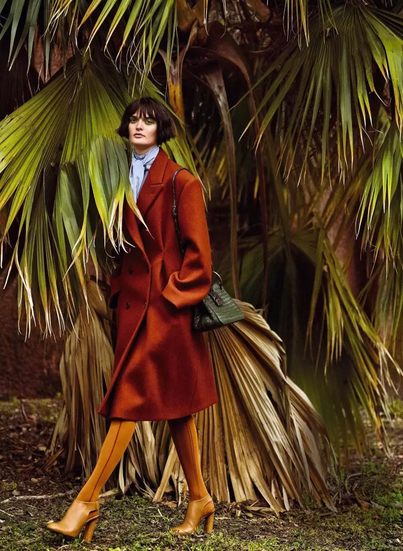 Sam Rollinson vesh modën e vjeshtës në Harper's Bazaar Gjermani