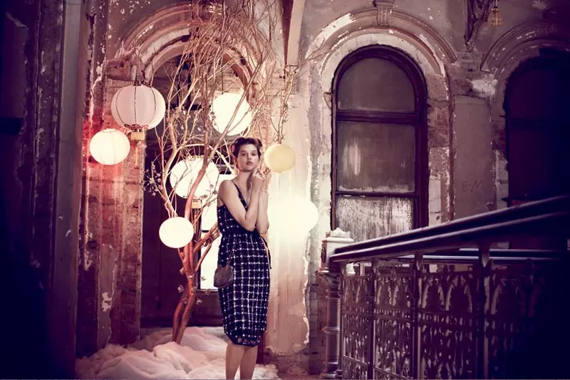 Anais Pouliot och Andreea Diaconu spelar huvudrollerna i Free People's Fairytale Inspired November Catalogue