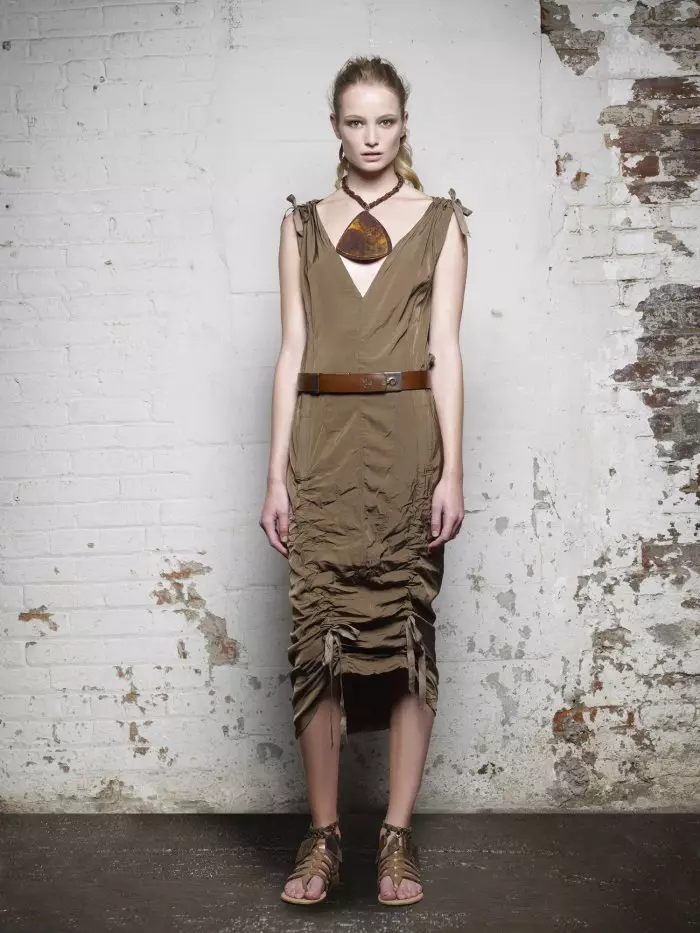 Donna Karan Casual Luxe Spring 2012 mkpokọta