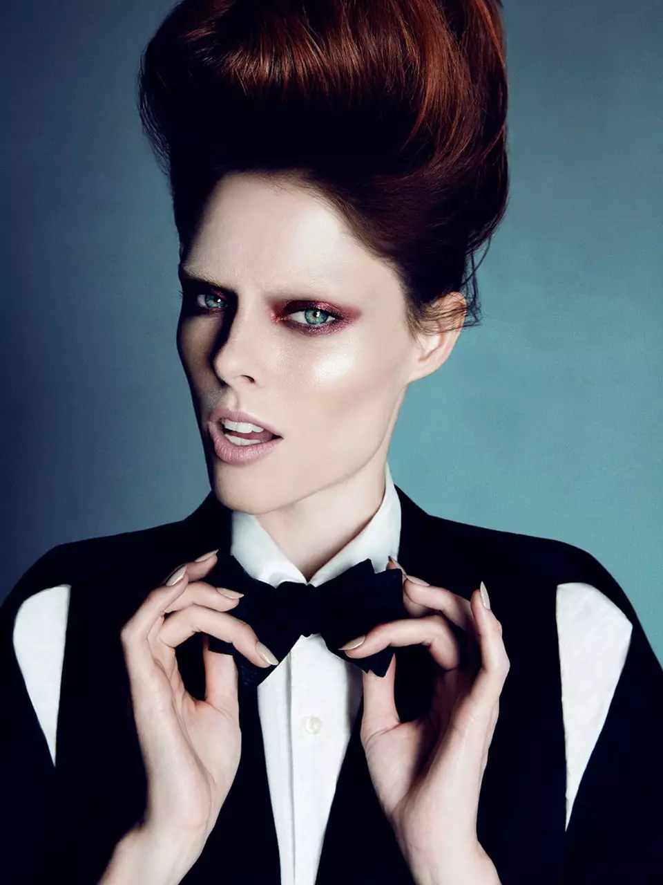 Coco Rocha pozon për Rayan Ayash në Schon #22 Shoot