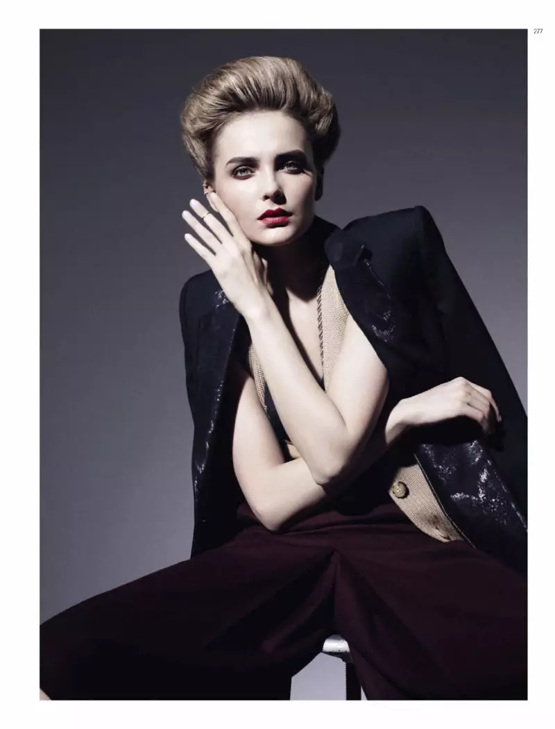 Snejana Onopka nga Benjamin Alexander Huseby për Harper's Bazaar Rusia tetor 2011