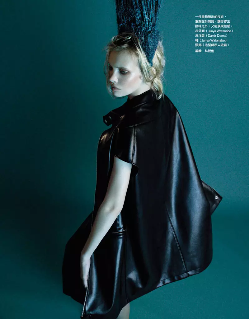 Vogue Taiwan 2011년 11월을 위해 Ceen Wahren의 Sophie Srej