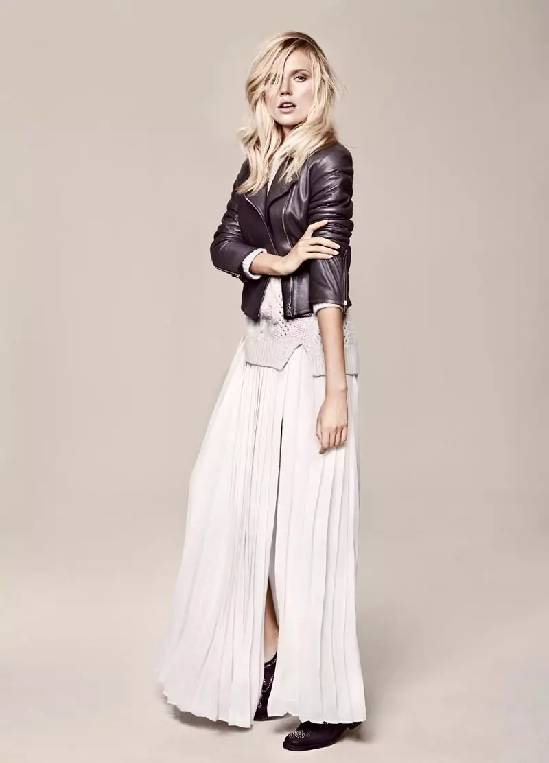 Cato Van Ee modelleert de Massimo Dutti NYC Studio Collection, geschoten door Hunter & Gatti