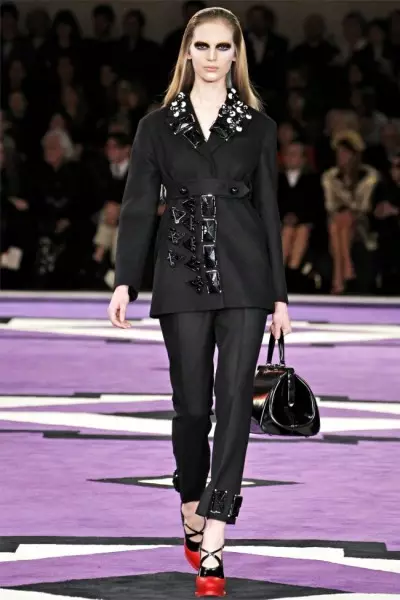 Prada mùa thu 2012 | Tuần lễ thời trang Milan