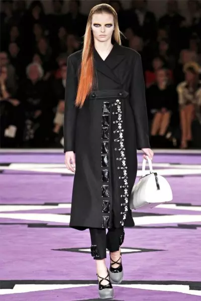 Prada mùa thu 2012 | Tuần lễ thời trang Milan