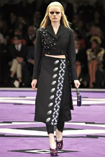 Prada Fall 2012 | Beke ea feshene ea Milan