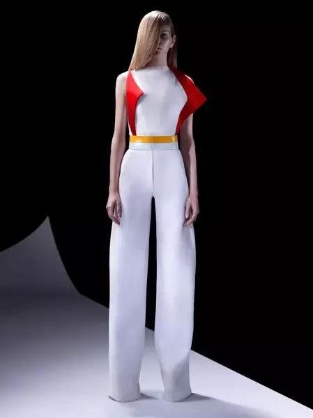 Mugler's Resort 2013 to'plami yaponcha futuristik joziba bilan ilhomlangan