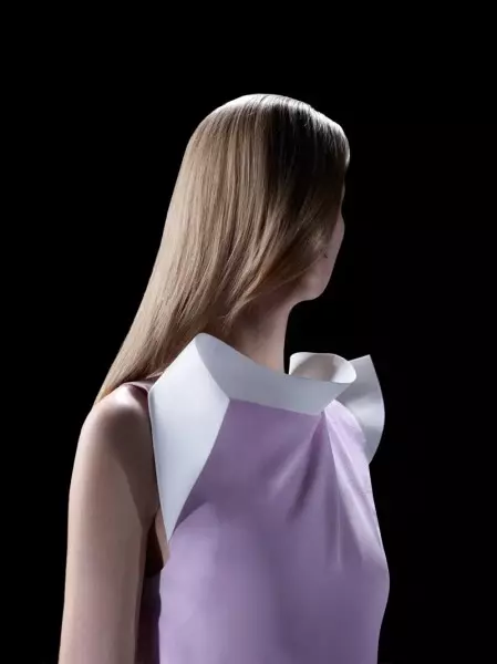 Kolekcija Mugler's Resort 2013 je japonsko navdihnjena s futuristično privlačnostjo