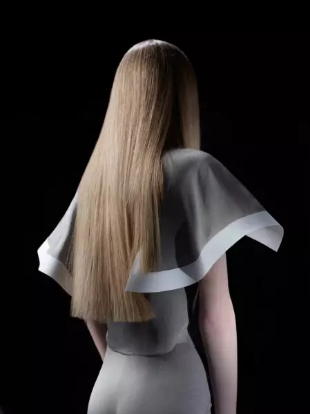 Mugler's Resort 2013 -kokoelma on japanilainen futuristinen vetovoima