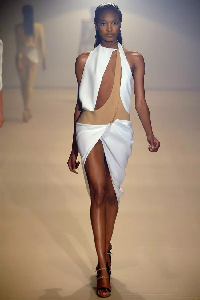 Thierry Mugler primăvara 2012 | Săptămâna Modei de la Paris