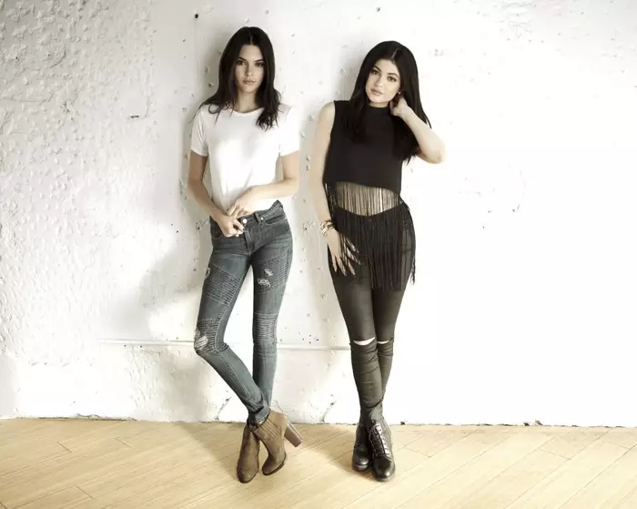 Kendall + Kylie Jenner Lanse Koleksyon PacSun ki enspire Western