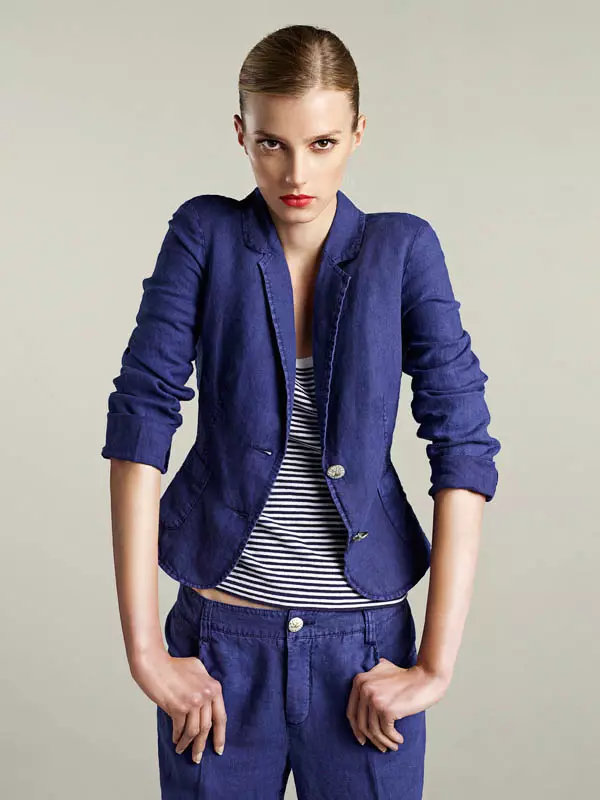 Sigrid Agren สำหรับ Oui Spring 2012 Lookbook