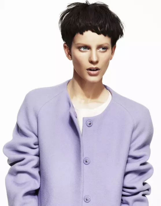 Ellinore Erichsen je Cool in Pastels za Elle Sweden Andreasa Öhlunda