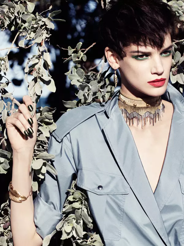 傑西卡·皮蒂 (Jessica Pitti) 為 Tatler Russia 2013 年 6 月獲得了 Marcus Ohisson 的青睞