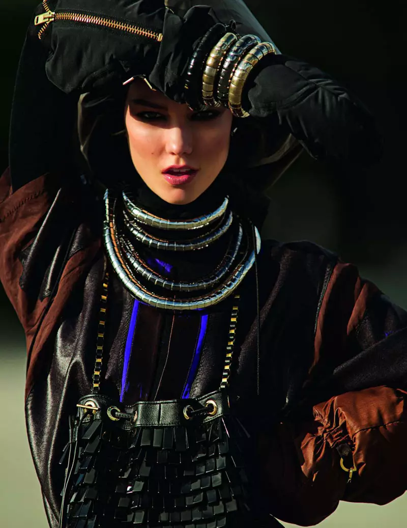 Karli Kloss, Hans Feurer tarapyndan Vogue Pari Paris üçin 2012-nji ýylyň mart aýy