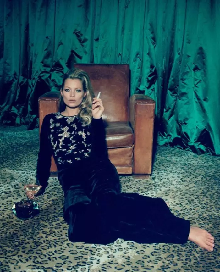 Kate Moss poserer for Venetia Scott i Centrefolds F/W 2012 Cover Shoot