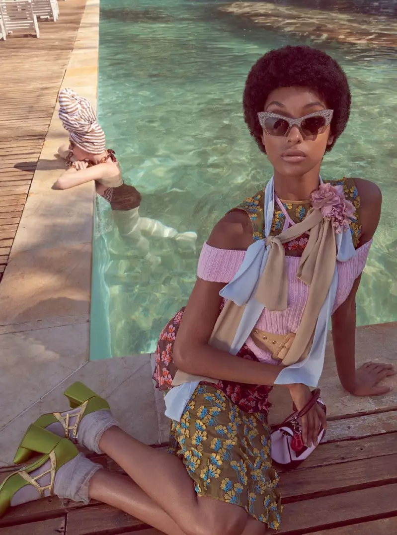 Jourdan Dunn Auauna Atu Vibes 70s i le Vogue Brazil Editorial