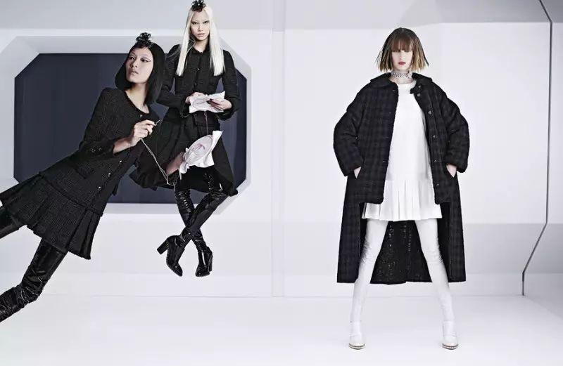 Karl Lagerfeld fotografa la campagna autunno 2013 di Chanel con Soo Joo, Chiharu Okunugi + Ashleigh Good