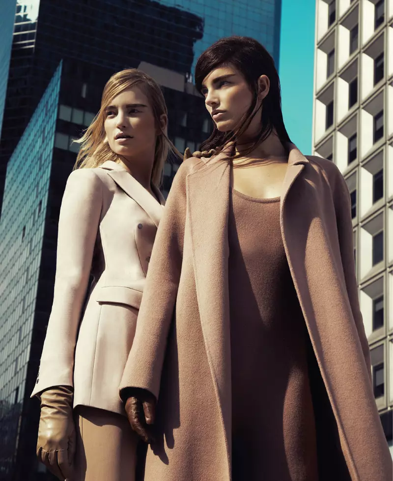 Maud Welzen & Ava Smith par Jason Kim pour BlackBook Octobre 2011