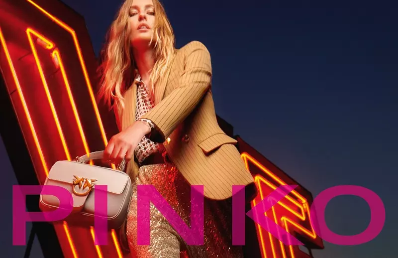 Nadja Bender เป็นพรีเซ็นเตอร์ให้กับแคมเปญ Fall-Winter 2020 ของ Pinko