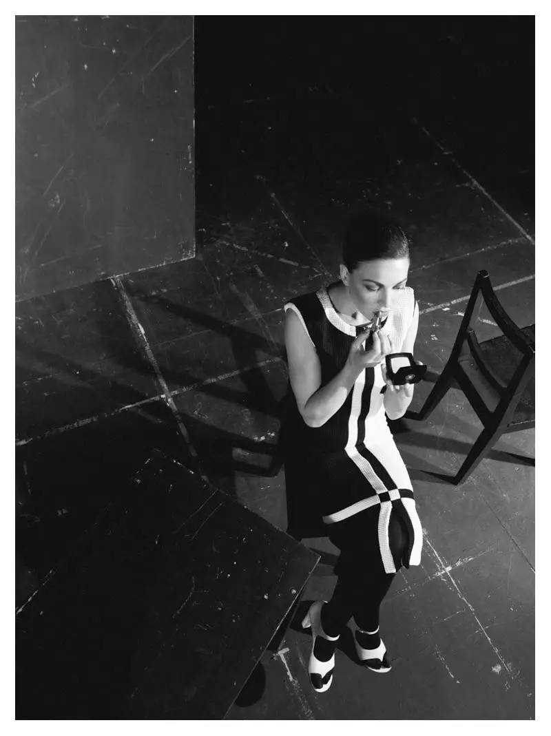 Hanna Herzsprung v Chanelu Axla Jansena za QVEST #47