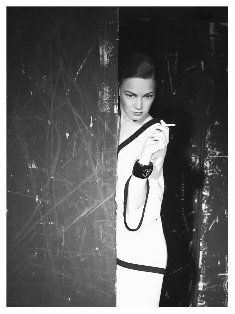 Hanna Herzsprung di Chanel de ji hêla Axl Jansen ve ji bo QVEST #47