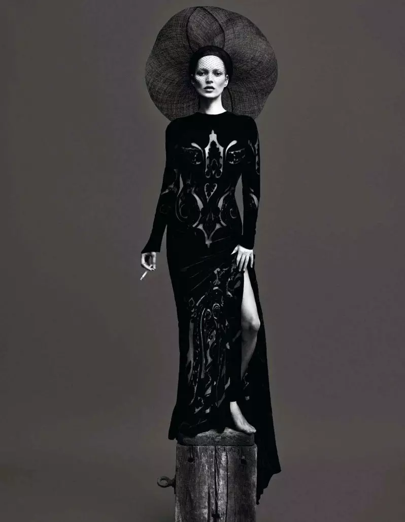 Kate Moss & Saskia De Brauw estão encantando para Mert & Marcus na Vogue Paris setembro 2012