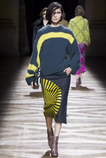 Dries Van Noten Aŭtuno/Vintro 2014 | Pariza Modsemajno