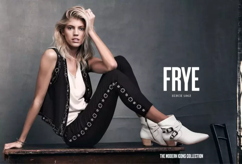 FRYE შეიცავს Ellen Buckle Short Boot-ს 2017 წლის გაზაფხულზე