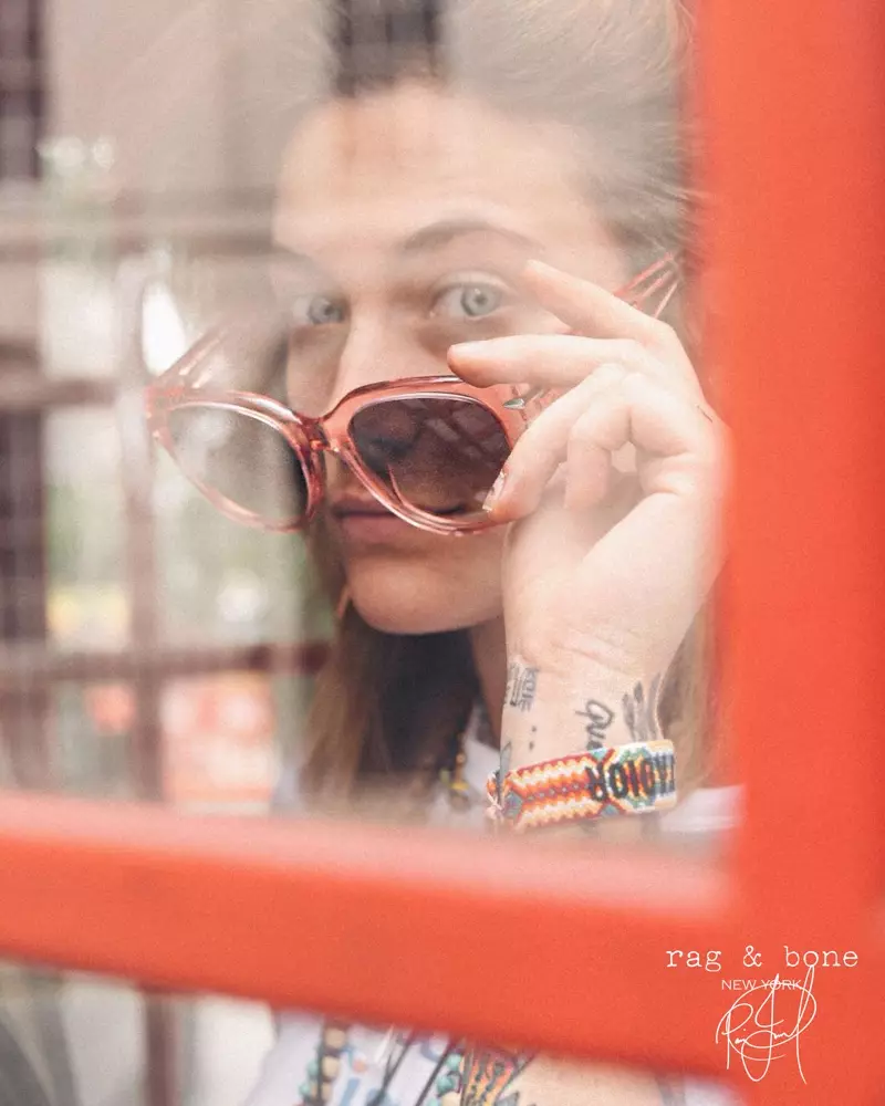 Paris Jackson stjer yn Rag & Bone's DIY Project