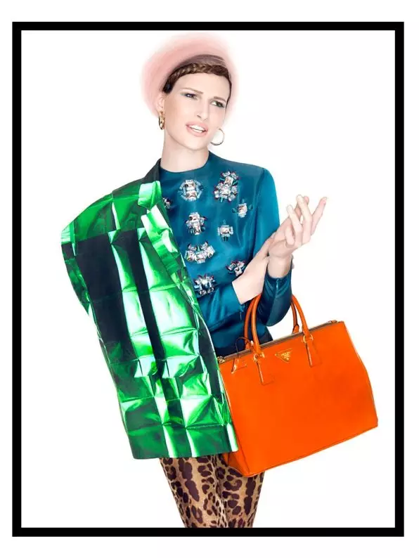 Renam Christofoletti Captures Colourful Style hauv Peru rau Vogue Brazil Lub Kaum Hli 2012