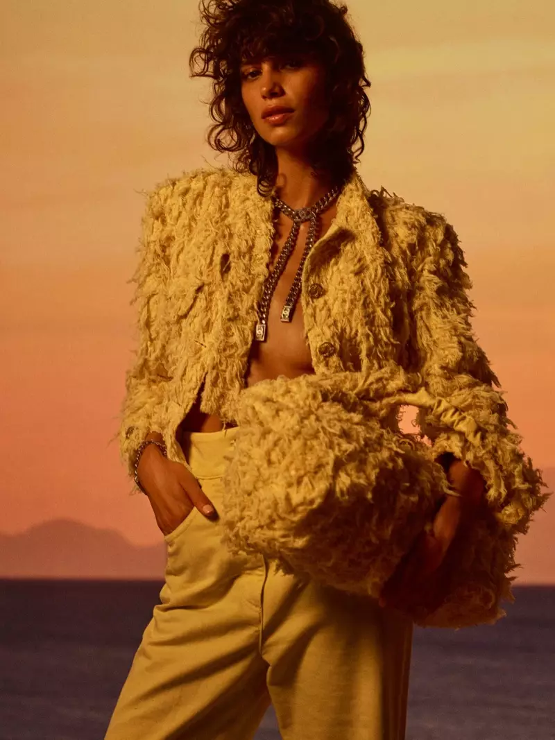 Mica & Camille di Koleksiyona Chanel Cruise 2021 de Klasîkên Nû Dikin