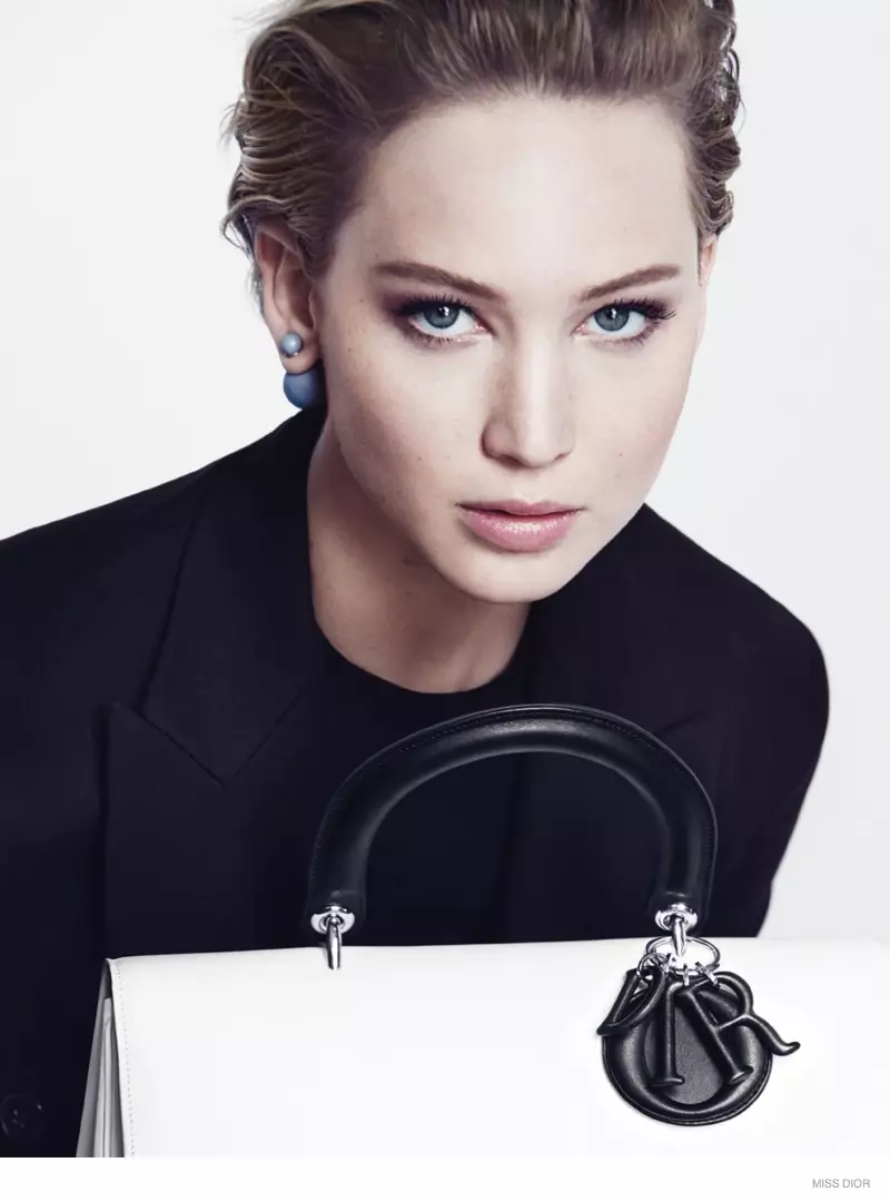 jennifer-lawrence-miss-dior-jesen-2014-ads05