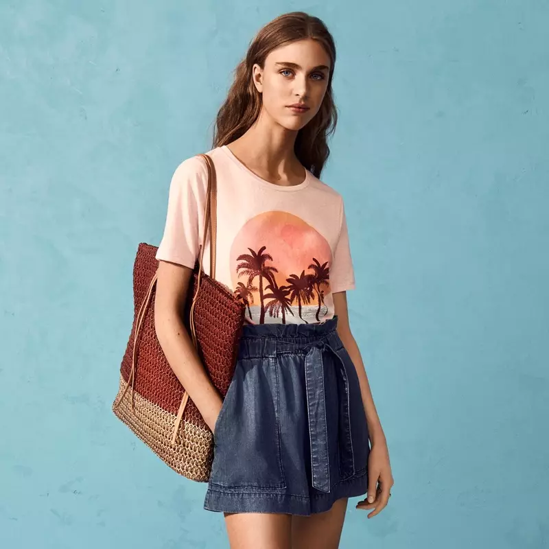 H&M Jersey Top, Lyocell Denim Shorts at Straw Shopper Bag