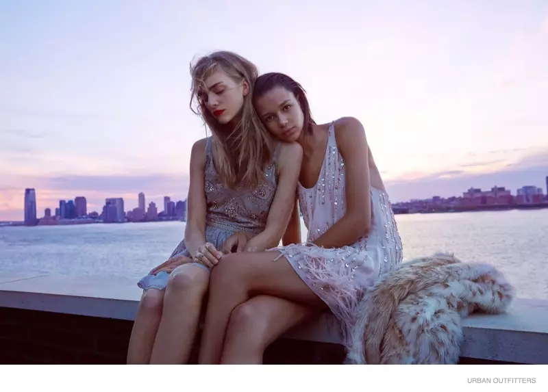 Urban Outfitters ballīšu kleitas 2014 Lookbook