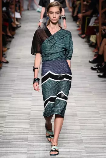 Missoni Spring 2014 | မီလန်ဖက်ရှင်ရက်သတ္တပတ်