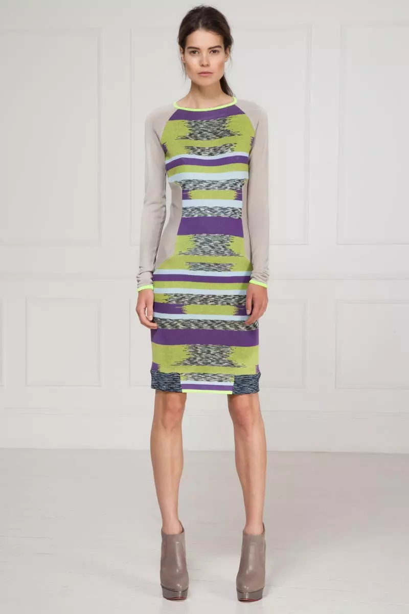 Matthew Williamson’s Resort 2013 ڪليڪشن خاصيتون قدرتي ۽ جاميٽري پرنٽ