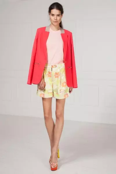 Kolekce Matthew Williamson's Resort 2013 obsahuje přírodní a geometrické potisky