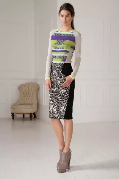 Matthew Williamson's Resort 2013 ມີຄຸນສົມບັດການພິມແບບທຳມະຊາດ ແລະເລຂາຄະນິດ