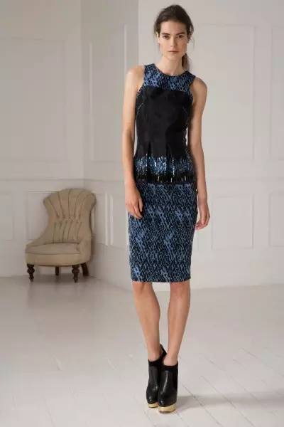 Matthew Williamson's Resort 2013 ڪليڪشن خاصيتون قدرتي ۽ جاميٽري پرنٽ