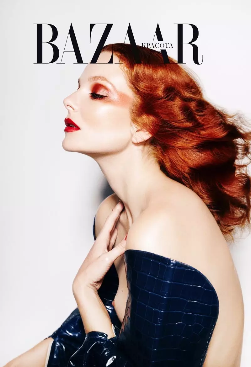 Eniko Mihalik Stuns muri Dramatic Makeup ya Harper's Bazaar Ukraine