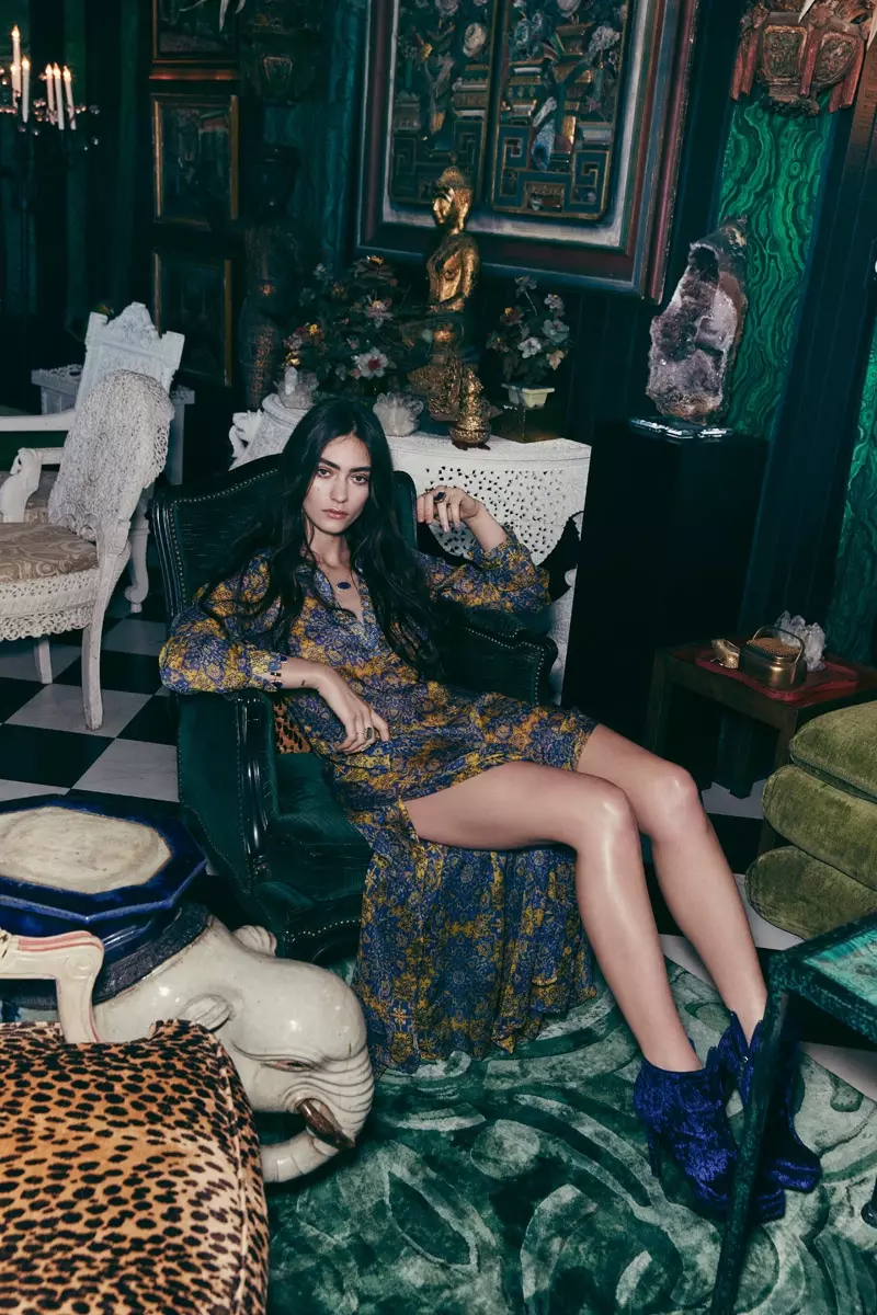 Marine Deleeuw ialah 'Gypsy Dreamer' dalam For Love & Lemons' Fall Lookbook