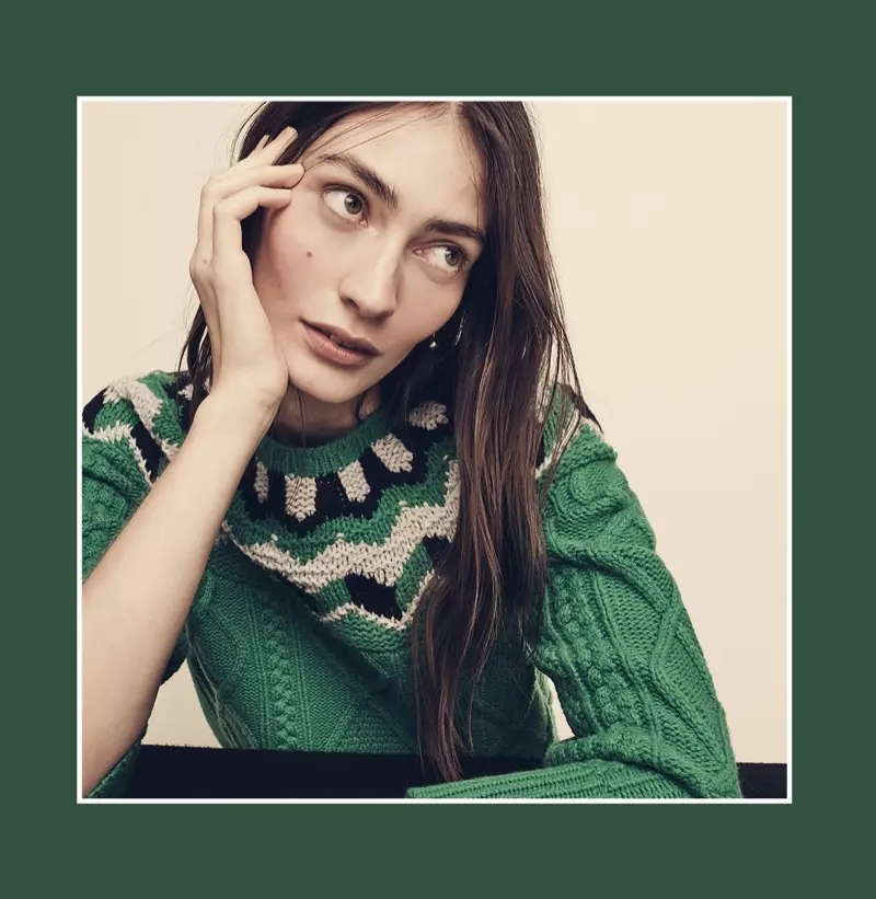 J. Crew Collection кең мойынды Fair Isle жемпірі және 14к алтын жалатылған қос орбты сырғалар