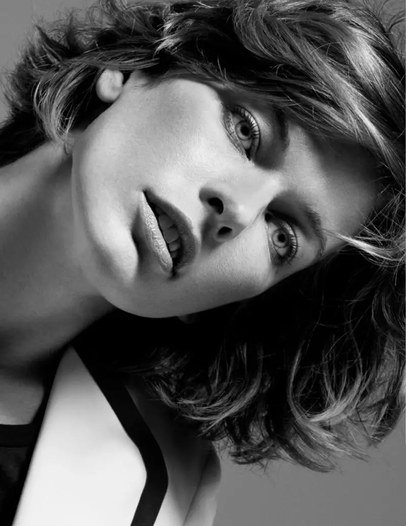 Milla Jovovich ar gyfer Ymgyrch Gwanwyn 2012 Marella gan Inez & Vinoodh