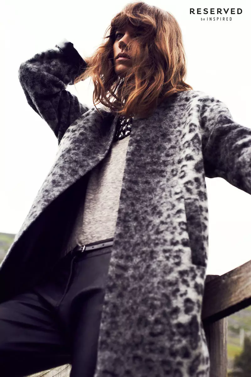 Freja Beha Erichsen ასახავს Cool-ს Reserved's 2013 წლის შემოდგომის რეკლამებისთვის