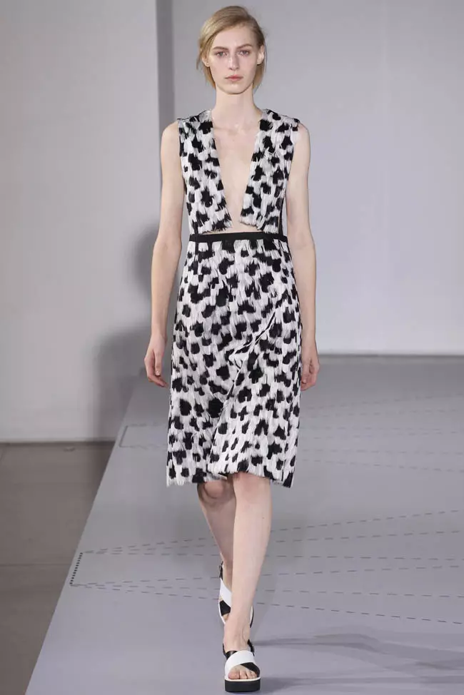 5 Iyalẹnu Milan Fashion Osu Orisun omi / Summer 2014 lominu