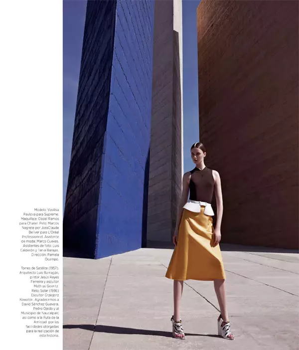 Vasilisa Pavlova Models Sleek Spring Style foar Harper's Bazaar Latynsk-Amearika