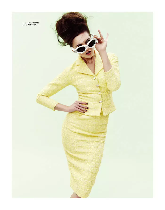 Zuzana Gregorova por Takahiro Ogawa para Elle México abril de 2012